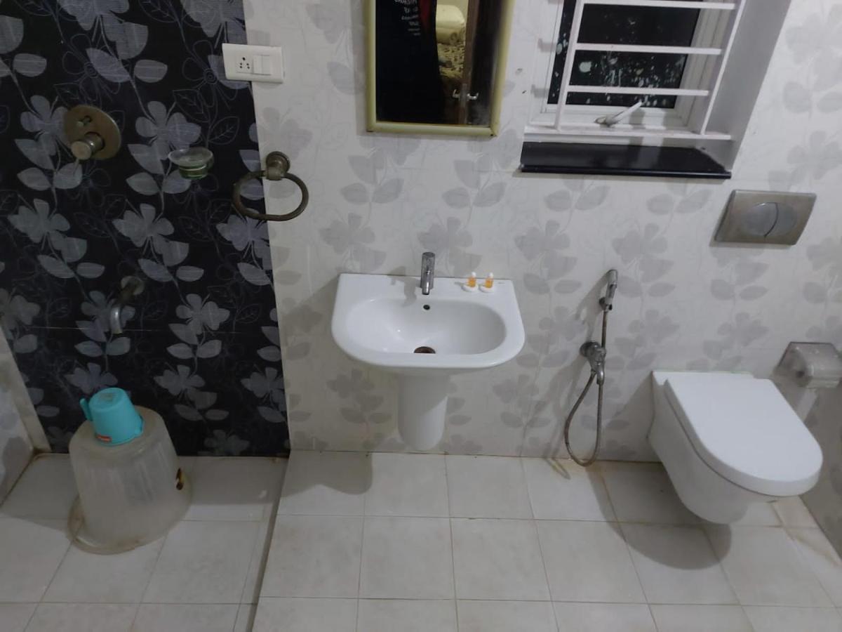 Avuraa Hospitality India Hotell Chennai Eksteriør bilde